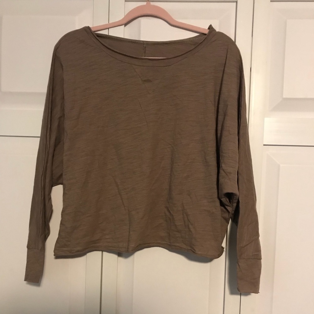 Brown longsleeve tee